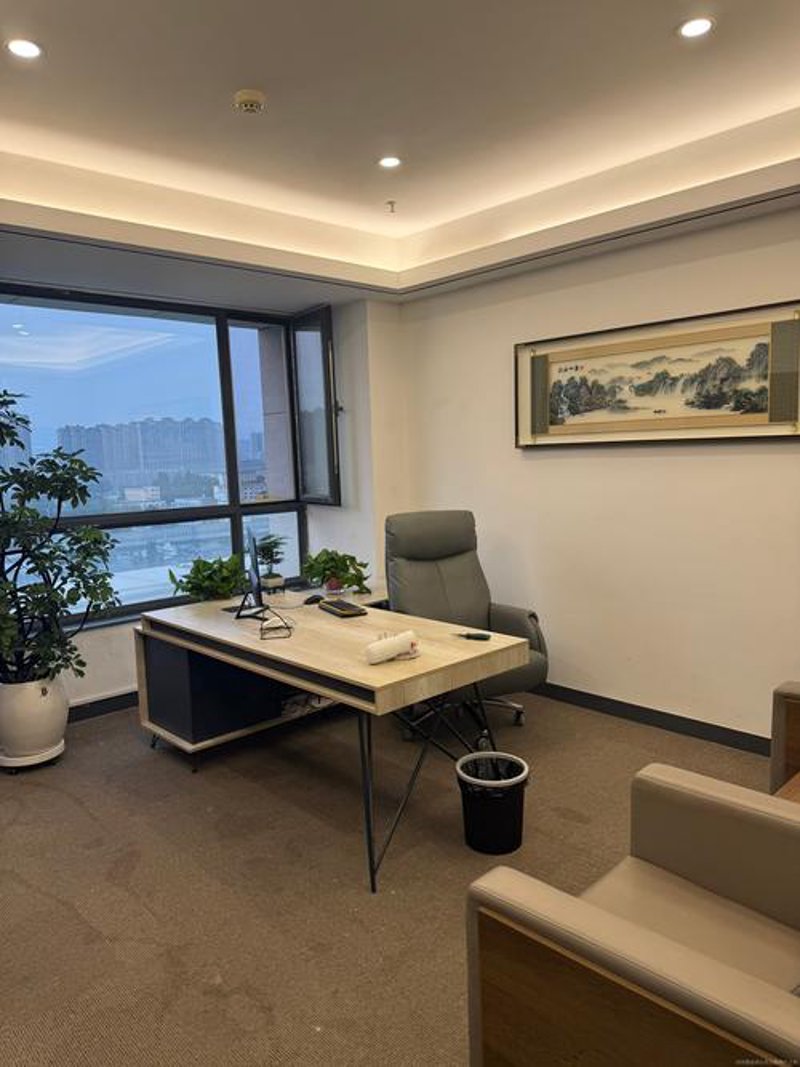企业如何在市场动荡中把握发展方向——企业管理咨询的行业洞察